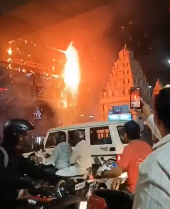 Fire accident at skywalk near ISKCON: Did the fire start from a flex banner?