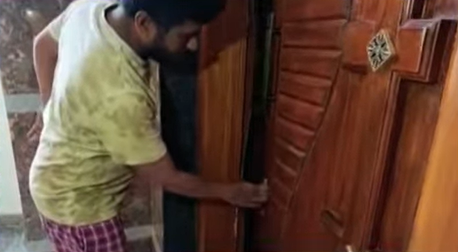 Daylight house burglary in Nelamangala; ₹30 lakh including jewellery and cash stolen