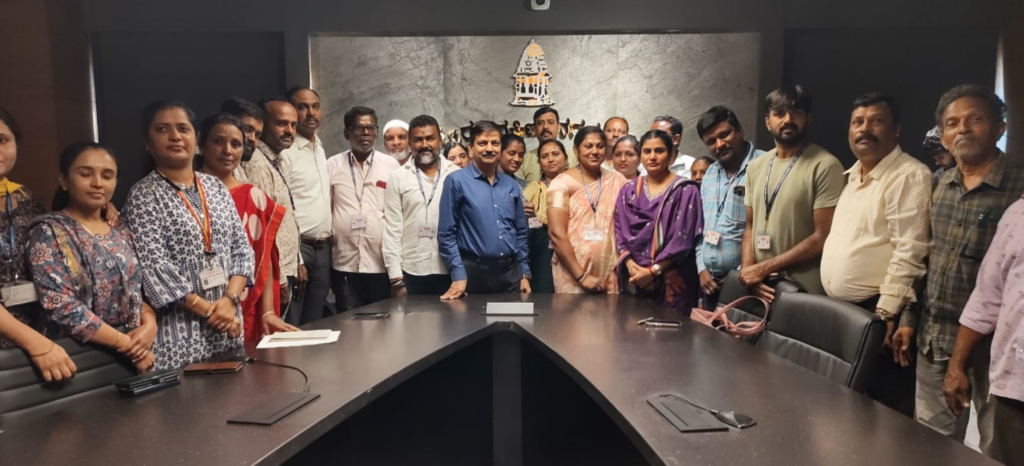 Good news for street vendors: Distribution of identity cards to 3,802 people begins in Bengaluru South