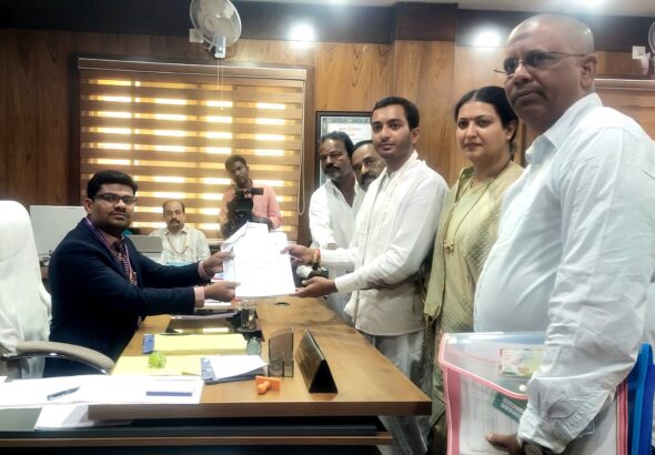 Samarth Shamanur, the grandson of senior Congress leader Shamanur Shivashankarappa, submitted his nomination prior to the party's official announcement of its candidate.