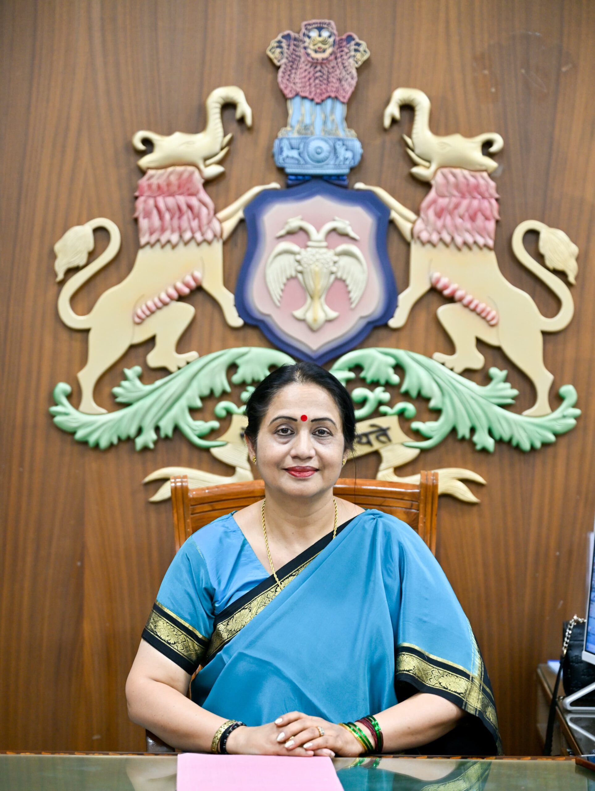 ಜನಗಣತಿ 2027: ಮುಖ್ಯ ಕಾರ್ಯದರ್ಶಿ ಡಾ. ಶಾಲಿನಿ ರಜನೀಶ್ ಮೊಬೈಲ್ ಮೂಲಕ ಸ್ವಯಂ ಗಣತಿ ಪೂರ್ಣಗೊಳಿಸಿದರು