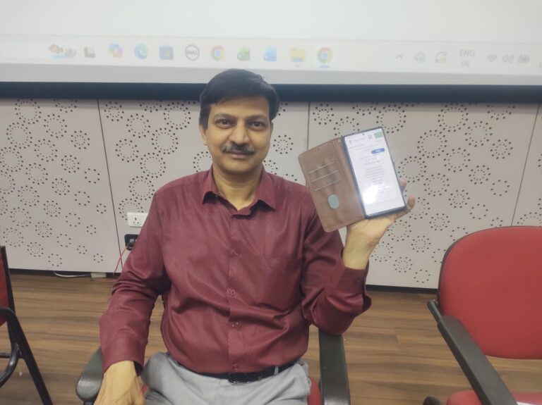 ಜನಗಣತಿ ಅಭಿಯಾನಕ್ಕೆ ಮುನ್ನಡೆ ನೀಡಿದ ಆಯುಕ್ತ ಕೆ ಎನ್ ರಮೇಶ್, ಸ್ವಯಂ ಗಣತಿ ಪ್ರಕ್ರಿಯೆಯಲ್ಲಿ ಭಾಗವಹಿಸಿದರು