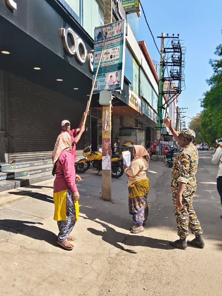 ಬೆಂಗಳೂರು ಪೂರ್ವ ವಲಯದಲ್ಲಿ ಅನಧಿಕೃತ ಫ್ಲೆಕ್ಸ್ ವಿರುದ್ಧ ಕಠಿಣ ಕ್ರಮ: 3 ದಿನಗಳಲ್ಲಿ 1,872 ತೆರವು