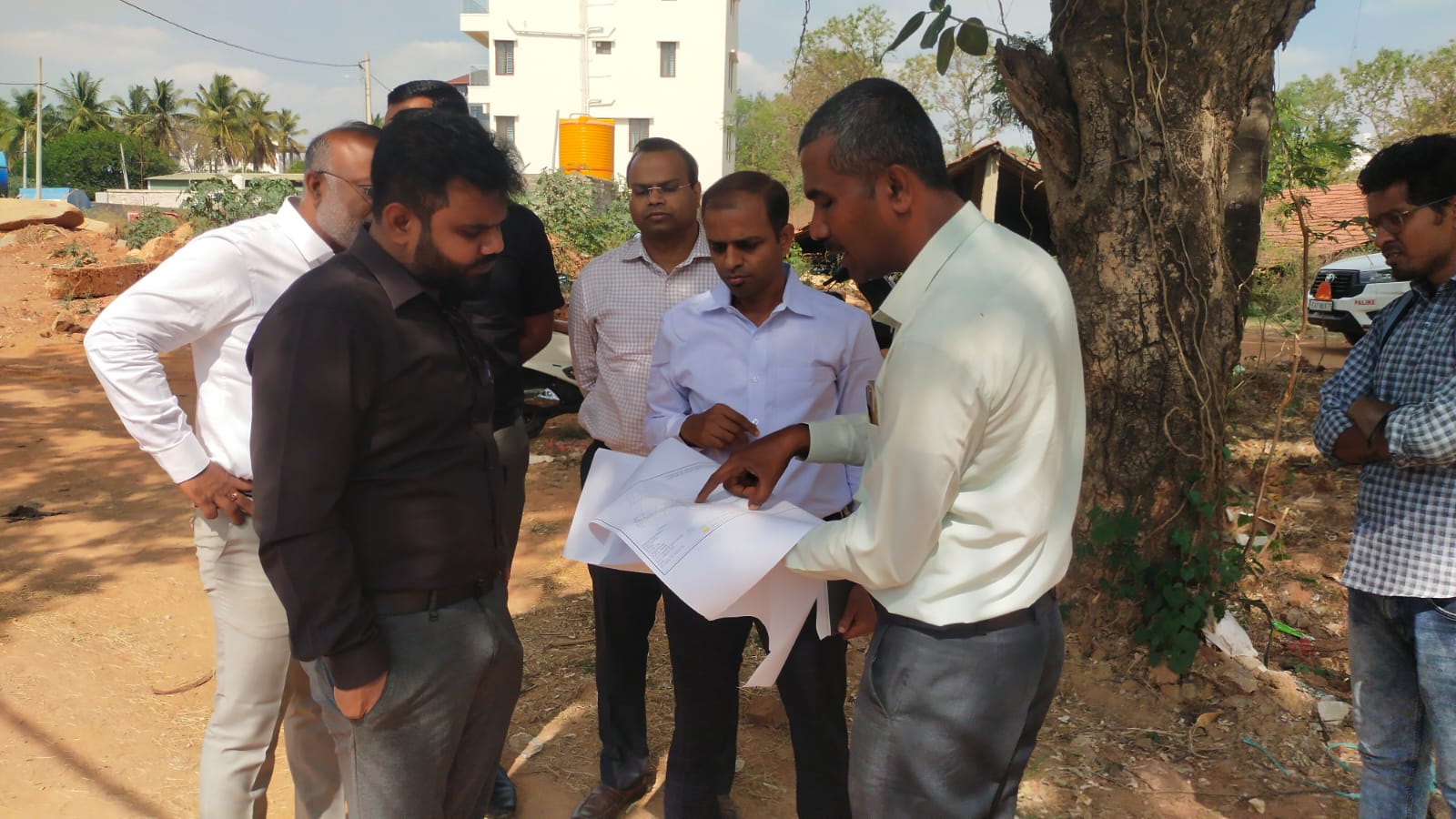 ಜಕ್ಕೂರು ಕೆರೆ ಬಳಿಯ 60 ಅಡಿ RMP ರಸ್ತೆ ನಿರ್ಮಾಣಕ್ಕೆ ಪರಿಷ್ಕೃತ ಅಲೈನ್‌ಮೆಂಟ್ ಸೂಚನೆ: ಆಯುಕ್ತ ಪೊಮ್ಮಲ ಸುನಿಲ್ ಕುಮಾರ್