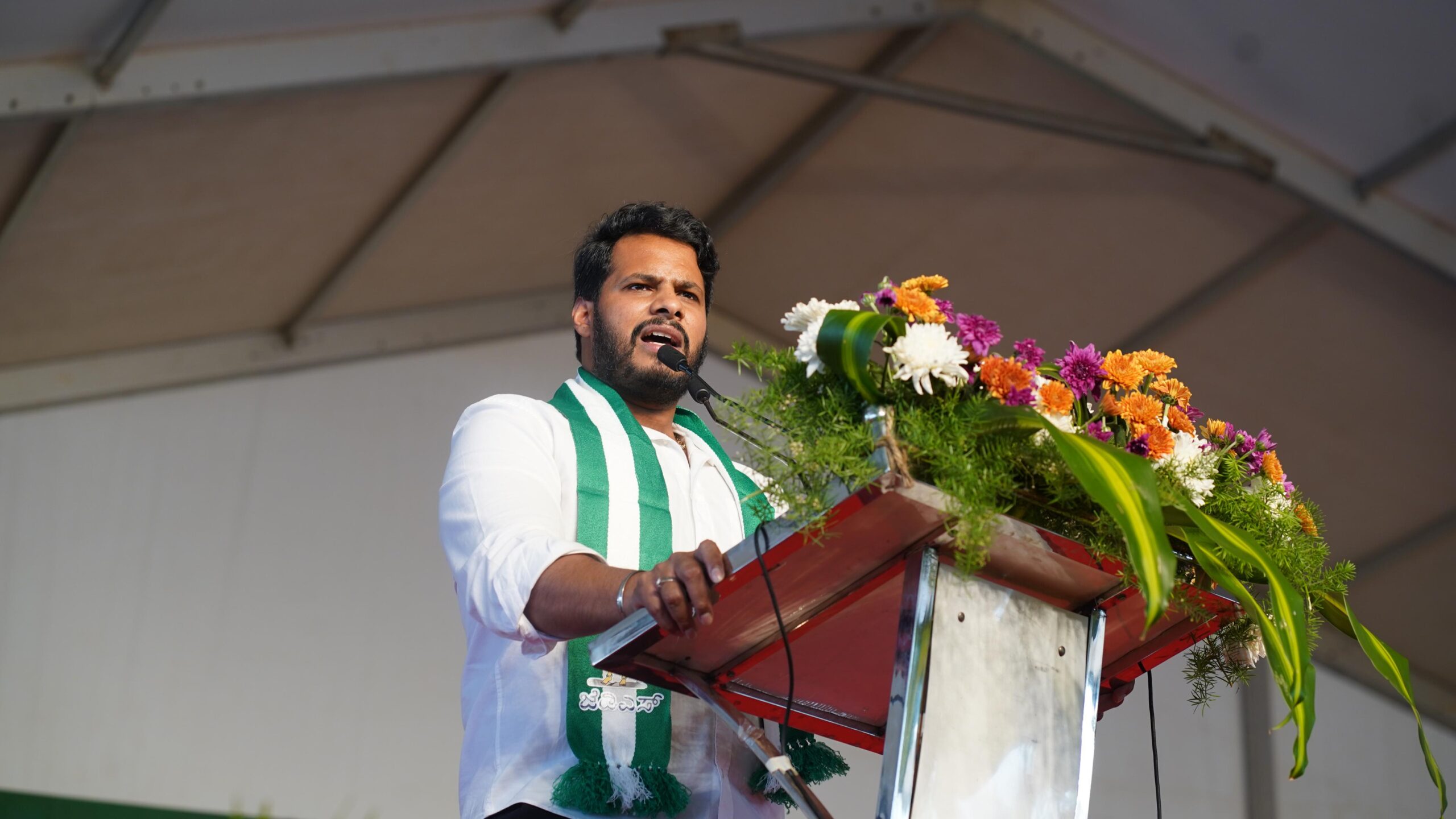 “ಬಿಬಿಎಂಪಿ ಹೆಸರು ಬದಲಾಯಿಸುವುದೇ ಸಾಧನೆ”: ನಿಖಿಲ್ ಕುಮಾರಸ್ವಾಮಿ ಕಾಂಗ್ರೆಸ್ ಸರ್ಕಾರದ ವಿರುದ್ಧ ವಾಗ್ದಾಳಿ