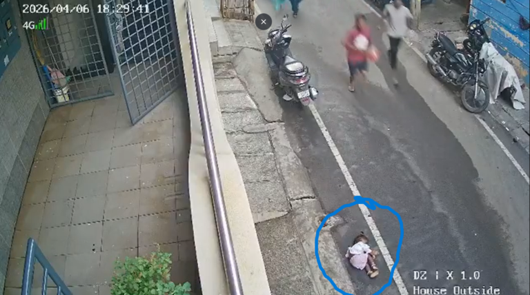 ಬೆಂಗಳೂರು ದುರಂತ: ನಯಂದಹಳ್ಳಿಯಲ್ಲಿ ಮೊದಲ ಮಹಡಿಯಿಂದ ಬಿದ್ದು 1.5 ವರ್ಷದ ಬಾಲಕಿ ಗಂಭೀರ ಸ್ಥಿತಿ; ಚಿಕಿತ್ಸೆ ವೆಚ್ಚ ಭರಿಸುವುದಾಗಿ ಶಾಸಕ ಪ್ರಿಯಾ ಕೃಷ್ಣ ಭರವಸೆ