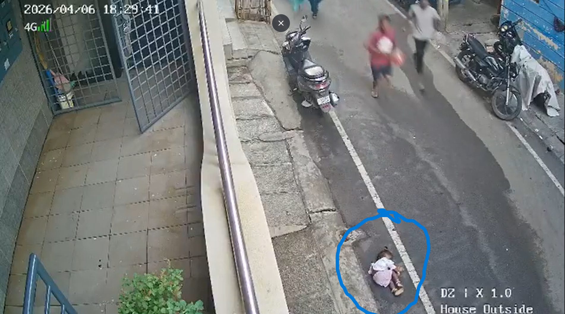 ಬೆಂಗಳೂರು ದುರಂತ: ನಯಂದಹಳ್ಳಿಯಲ್ಲಿ ಮೊದಲ ಮಹಡಿಯಿಂದ ಬಿದ್ದು 1.5 ವರ್ಷದ ಬಾಲಕಿ ಗಂಭೀರ ಸ್ಥಿತಿ; ಚಿಕಿತ್ಸೆ ವೆಚ್ಚ ಭರಿಸುವುದಾಗಿ ಶಾಸಕ ಪ್ರಿಯಾ ಕೃಷ್ಣ ಭರವಸೆ