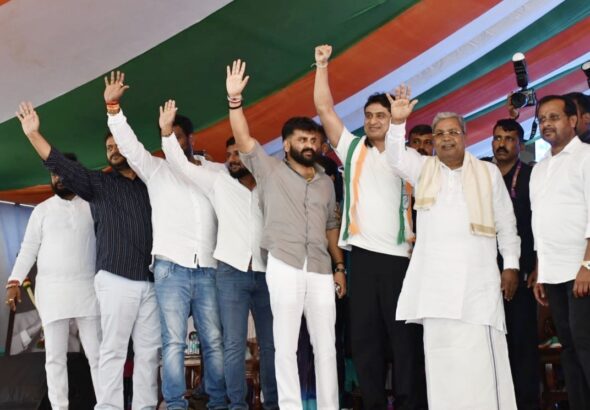 ನೀಟ್ ಅಕ್ರಮ ಖಂಡಿಸಿ ಯೂತ್ ಕಾಂಗ್ರೆಸ್ ಪ್ರತಿಭಟನೆ; ಲೋಕಭವನ ಮುತ್ತಿಗೆ ಯತ್ನ