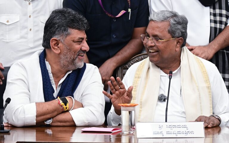 ಹೈಕಮಾಂಡ್ ಸೂಚನೆ ಬಳಿಕ ಸಂತೋಷದಿಂದ ರಾಜೀನಾಮೆ ಸಲ್ಲಿಸಿದ್ದೇನೆ; ಸಾಮಾಜಿಕ ನ್ಯಾಯಕ್ಕಾಗಿ ಹೋರಾಟ ಮುಂದುವರಿಯಲಿದೆ ಎಂದ ಸಿದ್ದರಾಮಯ್ಯ