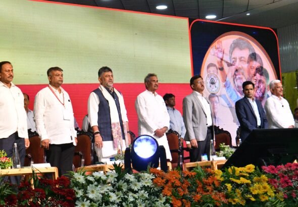 ವಿದ್ಯುತ್ ನಿಗಮಗಳ ಖಾಸಗೀಕರಣ ಕುರಿತು ಮುಂದಿನ ಸಚಿವ ಸಂಪುಟ ಸಭೆಯಲ್ಲಿ ಚರ್ಚಿಸಿ ತೀರ್ಮಾನ: ಸಿಬ್ಬಂದಿ ಅಭಿಪ್ರಾಯಕ್ಕೆ ಮನ್ನಣೆ ನೀಡುವೆವು ಎಂದ ಸಿಎಂ ಡಿ.ಕೆ. ಶಿವಕುಮಾರ್