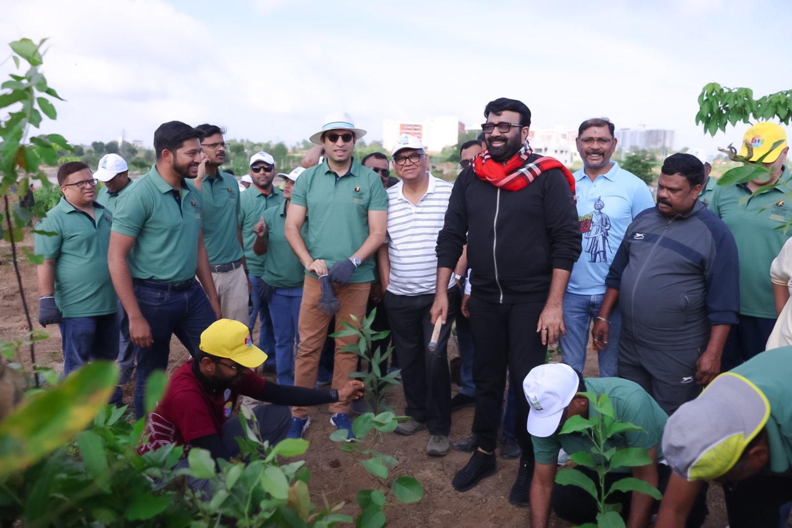 ಕರ್ನಾಟಕದ ನಗರ ಪರಿಸರ ಪುನಶ್ಚೇತನ ಮಿಷನ್‌ಗೆ ಪ್ರತಿಷ್ಠೆ ಗ್ರೂಪ್‌ನಿಂದ 1.25 ಲಕ್ಷ ಸ್ಥಳೀಯ ಸಸಿಗಳ ದತ್ತು; ‘ಒನ್ ಮಿಲಿಯನ್ ಟ್ರೀಸ್ ಫಾರ್ ಬೆಂಗಳೂರು’ ಅಭಿಯಾನಕ್ಕೆ ಮತ್ತೊಂದು ಮೈಲಿಗಲ್ಲು