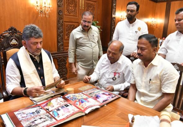 ಅಂಕೇಗೌಡರ 20 ಲಕ್ಷಕ್ಕೂ ಹೆಚ್ಚು ಪುಸ್ತಕಗಳ ಸಂಗ್ರಹಕ್ಕೆ ಸೂಕ್ತ ಕಟ್ಟಡ ಕಲ್ಪಿಸಲು ಸಿಎಂ ಸೂಚನೆ