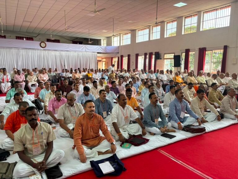 ಬೆಳಗಾವಿಯಲ್ಲಿ ಆರ್‌ಎಸ್‌ಎಸ್ ಅಖಿಲ ಭಾರತ ಪ್ರಾಂತ ಪ್ರಚಾರಕರ ವಾರ್ಷಿಕ ಸಭೆ ಆರಂಭ; ಶಾಖಾ ವಿಸ್ತರಣೆ, ಶತಮಾನೋತ್ಸವ ಕಾರ್ಯಕ್ರಮಗಳ ಪರಿಶೀಲನೆ ಪ್ರಮುಖ ಅಜೆಂಡಾ