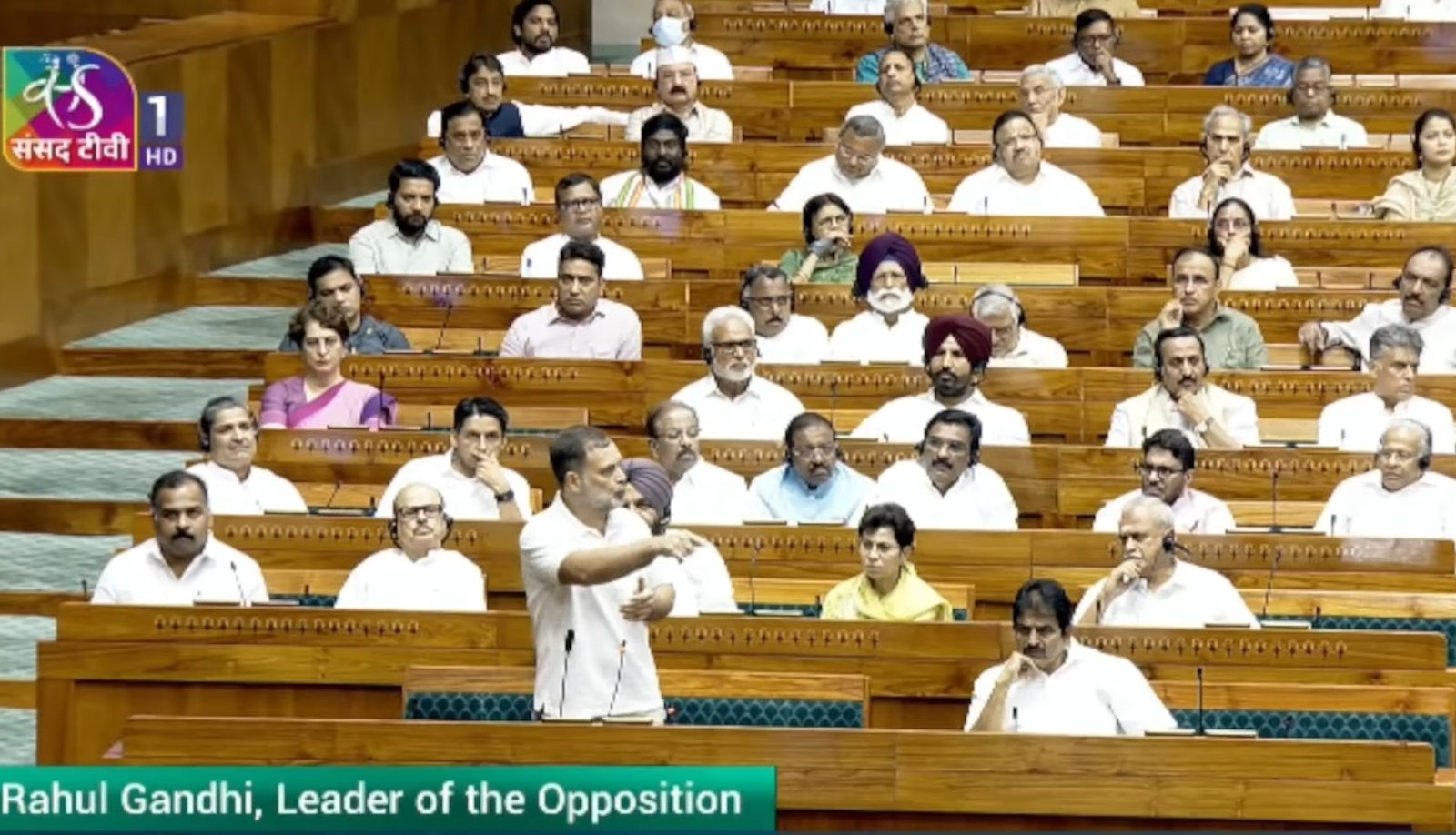 ಲೋಕಸಭೆಯಲ್ಲಿ ಶಿಕ್ಷಣ ವ್ಯವಸ್ಥೆ ಕುರಿತು ರಾಹುಲ್ ಗಾಂಧಿ ವಾಗ್ದಾಳಿ, ಆರ್‌ಎಸ್‌ಎಸ್ ಪ್ರಭಾವದ ಆರೋಪ