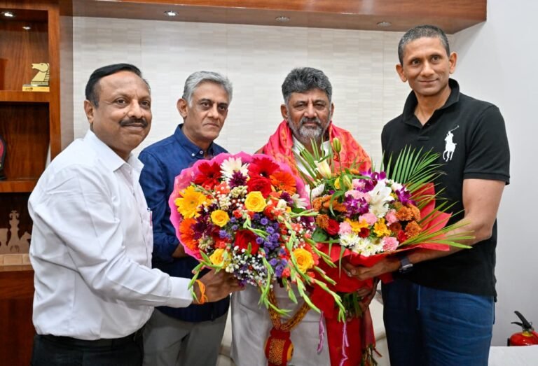 ಕರ್ನಾಟಕ ರಾಜ್ಯ ಕ್ರಿಕೆಟ್ ಅಸೋಸಿಯೇಷನ್ ನಿಯೋಗ ಮುಖ್ಯಮಂತ್ರಿ ಡಿ.ಕೆ. ಶಿವಕುಮಾರ್ ಭೇಟಿ