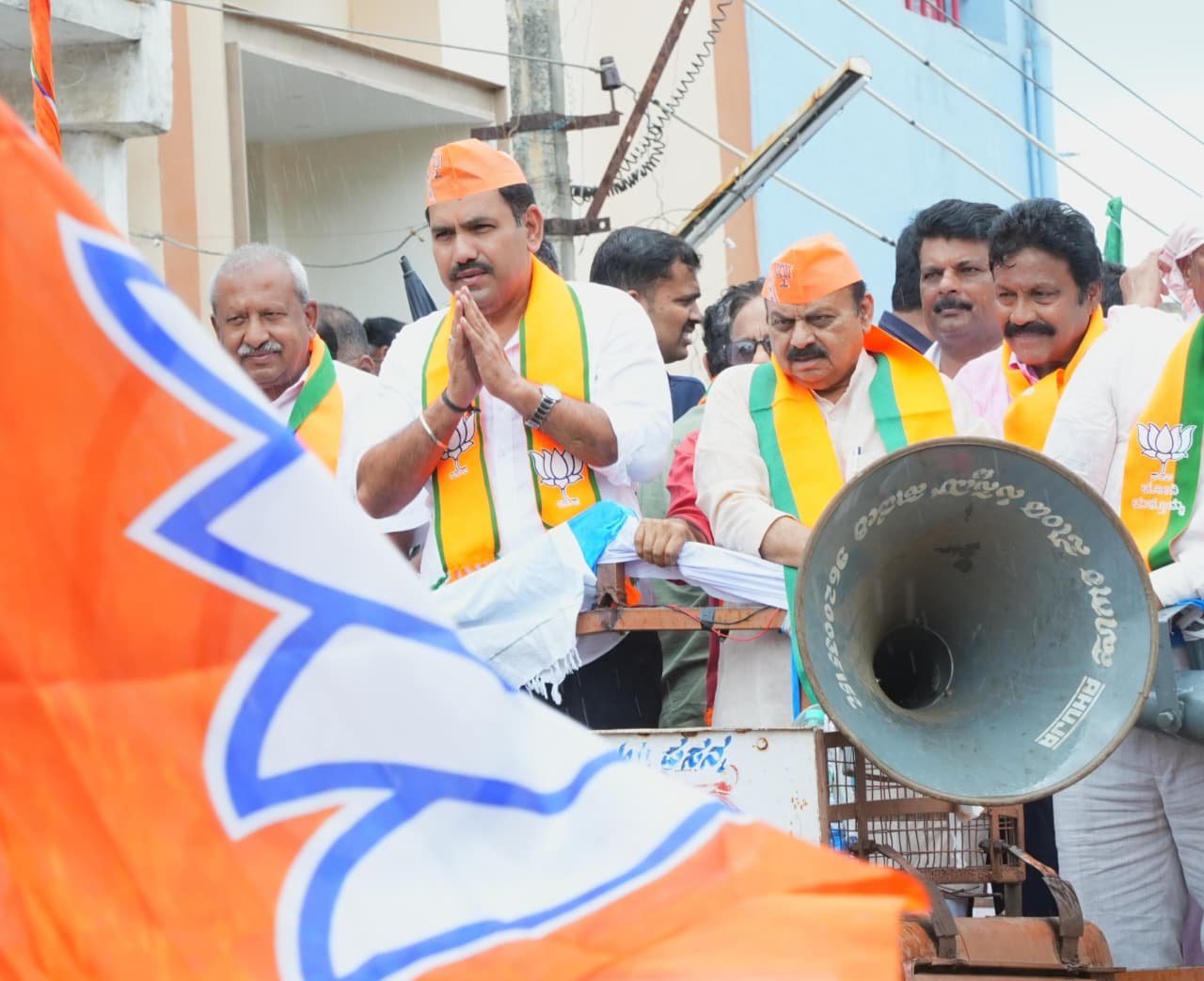 ಕರ್ನಾಟಕಕ್ಕೆ ‘ಪಶ್ಚಿಮ ಬಂಗಾಳದಂತ ಫಲಿತಾಂಶ’ ಬರಬಹುದು ಎಂದು ವಿಜಯೇಂದ್ರ ಹೇಳಿಕೆ, ಹಾವೇರಿ ಪ್ರತಿಭಟನೆಯಲ್ಲಿ ಕಾಂಗ್ರೆಸ್ ವಿರುದ್ಧ ವಾಗ್ದಾಳಿ