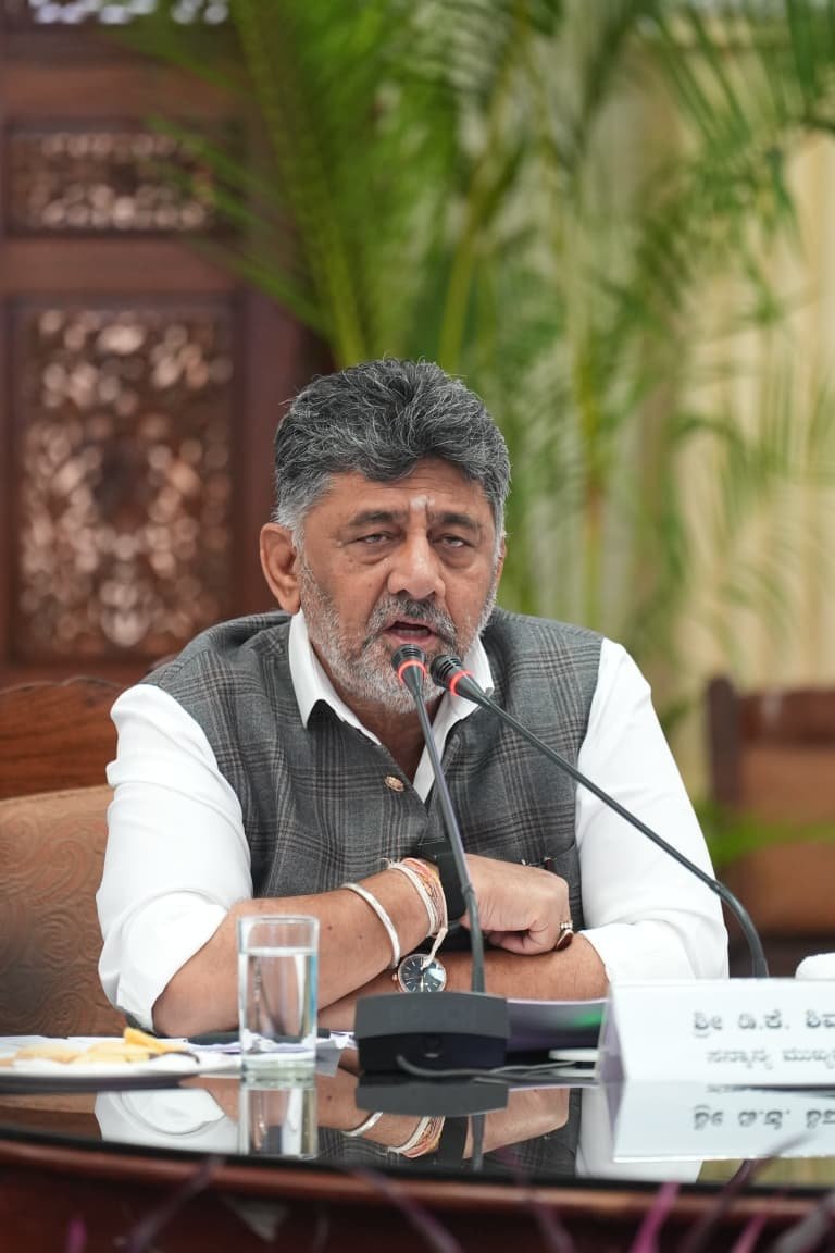 ವಿಧಾನಸಭೆ ಅಧಿವೇಶನಕ್ಕೂ ಮುನ್ನ ಸಚಿವ ಸಂಪುಟ ವಿಸ್ತರಣೆ ಸಾಧ್ಯ; ರಾಹುಲ್ ಗಾಂಧಿ ಕರ್ನಾಟಕಕ್ಕೆ ಭೇಟಿ: ಡಿ.ಕೆ. ಶಿವಕುಮಾರ್