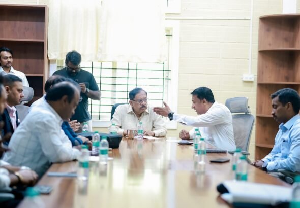 ಜಕ್ಕೂರು ಸರ್ಕಾರಿ ವೈಮಾನಿಕ ತರಬೇತಿ ಶಾಲೆಗೆ ಮರುಜೀವ; ಸಿಂಧುಶ್ರೀ ಗಣೇಶ್‌ಗೆ 3 ಪೋಲ್‌ಗಳು, ₹5 ಲಕ್ಷ ನೆರವು: ಡಾ. ಜಿ. ಪರಮೇಶ್ವರ