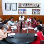 ಬಿಸಿಯೂಟ ನೌಕರರ ಕನಿಷ್ಠ ವೇತನ ಹೆಚ್ಚಳಕ್ಕೆ ಬೆಂಬಲ; ಬೇಡಿಕೆಗಳನ್ನು ಮುಖ್ಯಮಂತ್ರಿ ಗಮನಕ್ಕೆ ತರುವ ಭರವಸೆ ನೀಡಿದ ಮಧು ಬಂಗಾರಪ್ಪ