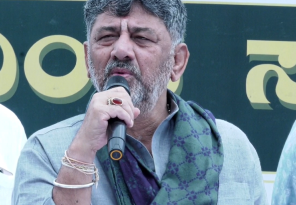 ಐದು ವರ್ಷ ಮನೆ ನಿರ್ಮಿಸದಿದ್ದರೆ ನಿವೇಶನ ವಾಪಸ್: ‘ತ್ಯಾಜ್ಯದಿಂದ ಸ್ವಾತಂತ್ರ್ಯ’ ಅಭಿಯಾನದಲ್ಲಿ ಸಿಎಂ ಡಿ.ಕೆ. ಶಿವಕುಮಾರ್ ಎಚ್ಚರಿಕೆ