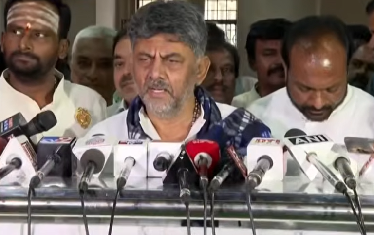 ತಮಿಳುನಾಡಿಗೆ 12,000 ಕ್ಯೂಸೆಕ್ಸ್ ಕಾವೇರಿ ನೀರು ಹರಿಸಲು CWRC ಆದೇಶ; ರಾಜ್ಯದ ನೀರಿನ ಪರಿಸ್ಥಿತಿ ಪರಿಶೀಲಿಸಿ ಮುಂದಿನ ತೀರ್ಮಾನ: ಡಿ.ಕೆ. ಶಿವಕುಮಾರ್