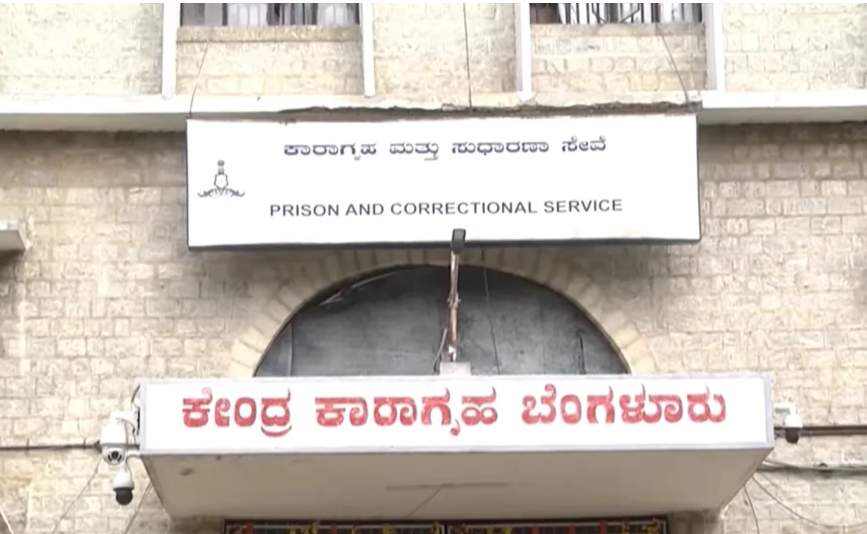 ಸನ್ನಡತೆ ಆಧಾರದಲ್ಲಿ 28 ಜೀವಾವಧಿ ಶಿಕ್ಷಾಬಂಧಿಗಳ ಅವಧಿಪೂರ್ವ ಬಿಡುಗಡೆಗೆ ಕರ್ನಾಟಕ ಸಚಿವ ಸಂಪುಟ ಅಸ್ತು; ಒಟ್ಟು 29 ಮಂದಿ ಅರ್ಹ
