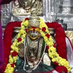 ಬೆಂಗಳೂರಿನಾದ್ಯಂತ ವರಮಹಾಲಕ್ಷ್ಮಿ ಹಬ್ಬದ ಸಂಭ್ರಮ; ದೇಗುಲ, ಮನೆಗಳಲ್ಲಿ ವಿಶೇಷ ಪೂಜೆ-ಅಲಂಕಾರ