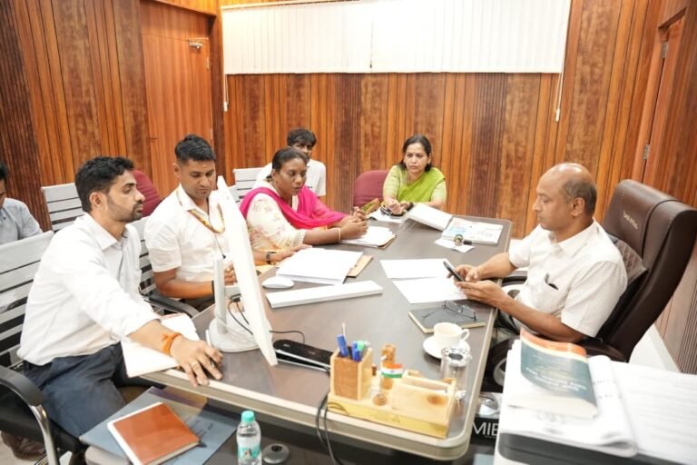 ಬೆಳ್ಳಂದೂರು ವೇಸ್ಟ್ ವೀರ್–ವರ್ಜೀನಿಯಾ ಮಾಲ್ ರಾಜಕಾಲುವೆ ಯೋಜನೆ: ಭೂಸ್ವಾಧೀನ, ಗಡಿ ಗುರುತಿಸುವಿಕೆ ತ್ವರಿತಗೊಳಿಸಲು ಬೆಂಗಳೂರು ಪೂರ್ವ ನಗರ ಪಾಲಿಕೆ ಸೂಚನೆ