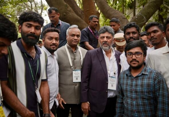 ಕೃಷಿ ಅಧಿಕಾರಿ ನೇಮಕಾತಿ ಗೊಂದಲಕ್ಕೆ ಕಾನೂನುಬದ್ಧ ಪರಿಹಾರ: ಜಿಕೆವಿಕೆ ವಿದ್ಯಾರ್ಥಿಗಳಿಗೆ ಸಿಎಂ ಡಿ.ಕೆ. ಶಿವಕುಮಾರ್ ಭರವಸೆ