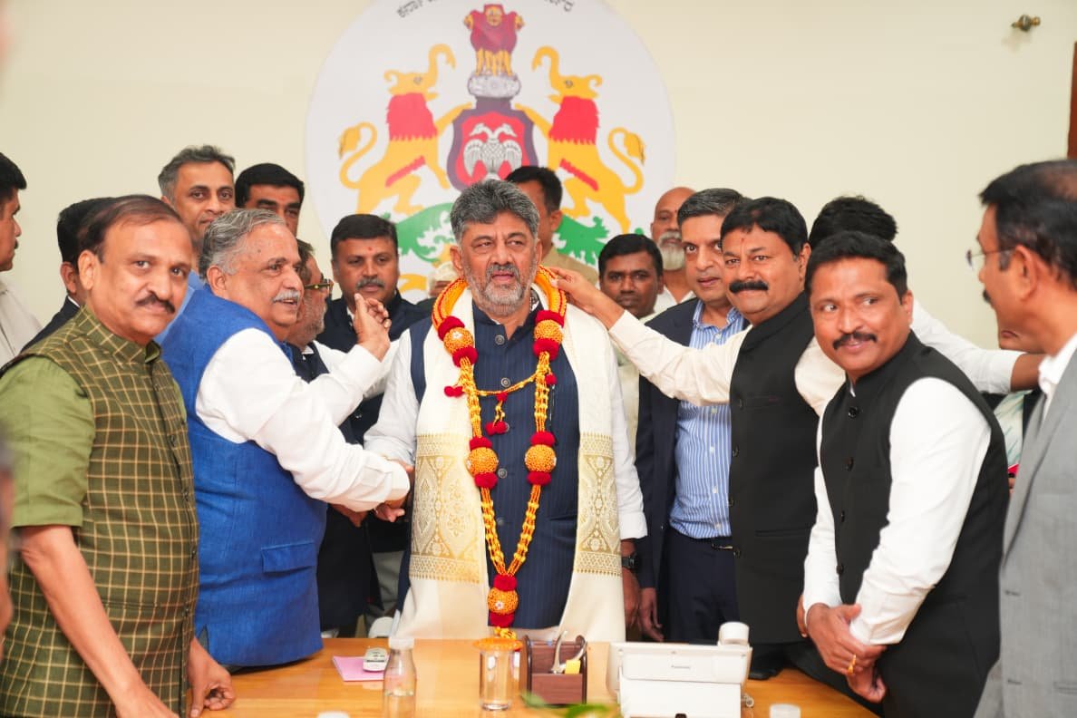 ಮುಖ್ಯಮಂತ್ರಿ ಡಿ.ಕೆ. ಶಿವಕುಮಾರ್ ಅವರನ್ನು ಭೇಟಿ ಮಾಡಿದ ಕರ್ನಾಟಕ ರಾಜ್ಯ ವಕೀಲರ ಪರಿಷತ್ ನಿಯೋಗ