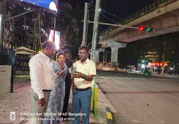 ಎಂ.ಜಿ. ರಸ್ತೆಯಲ್ಲಿ ಹಲವು ಬೀದಿ ದೀಪಗಳು ಸ್ಥಗಿತ: ತಕ್ಷಣ ದುರಸ್ತಿ, 6 ವಿಭಾಗಗಳ ವರದಿಗೆ ಬೆಂಗಳೂರು ಕೇಂದ್ರ ನಗರ ಪಾಲಿಕೆ ಸೂಚನೆ
