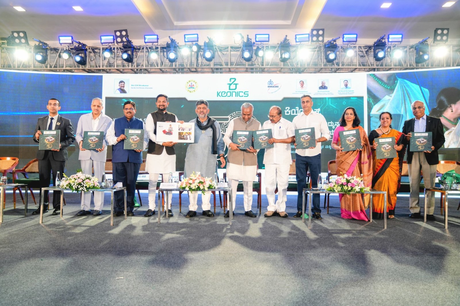 ಡಿ ಕೆ ಶಿವಕುಮಾರ್‌ರಿಂದ ಉದ್ಯಮ ಆಧಾರಿತ ಪಠ್ಯಕ್ರಮಕ್ಕೆ ಸೂಚನೆ; 30 ಸಾವಿರ ಎಂಜಿನಿಯರಿಂಗ್ ಸೀಟು ಖಾಲಿ ಎಂದರು