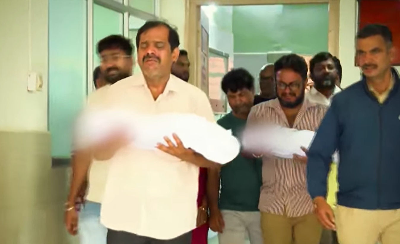 24 ವರ್ಷಗಳ ದಾಂಪತ್ಯದ ಬಳಿಕ IVF ಮೂಲಕ ಅವಳಿ ಹೆಣ್ಣುಮಕ್ಕಳನ್ನು ಪಡೆದ ಬೆಂಗಳೂರು ದಂಪತಿ; 4 ತಿಂಗಳ ಶಿಶುಗಳ ಕೊಲೆ ಆರೋಪ ತಾಯಿ ಮೇಲೆ