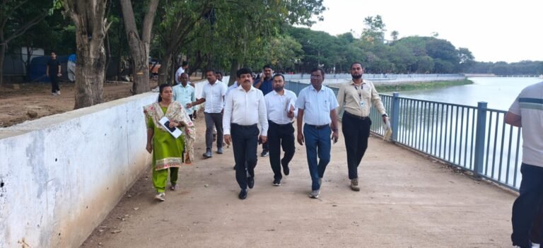 ಹಲಸೂರು ಕೆರೆಯಲ್ಲಿ ಗಣೇಶ ಮೂರ್ತಿ ವಿಸರ್ಜನೆ: ಬ್ಯಾರಿಕೇಡ್, ಪೊಲೀಸ್ ಸಮನ್ವಯ ಮತ್ತು ತ್ಯಾಜ್ಯ ನಿಯಂತ್ರಣಕ್ಕೆ ಬೆಂಗಳೂರು ಕೇಂದ್ರ ಆಯುಕ್ತರ ಸೂಚನೆ