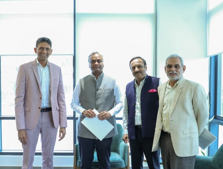 ಕಲಬುರಗಿ ಯುವಕರಿಗೆ ಆಟಗಾರಿಕೆಯಾಚೆ ಕ್ರಿಕೆಟ್ ವೃತ್ತಿ ಅವಕಾಶ: ಅಂಪೈರಿಂಗ್, ಸ್ಕೋರಿಂಗ್ ಸೇರಿ ತರಬೇತಿಗೆ ಚರ್ಚೆ