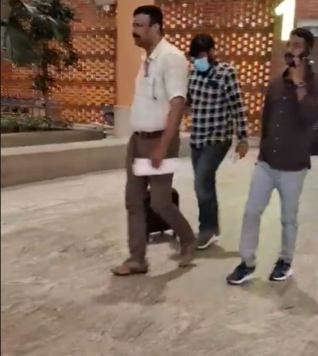 ನಕಲಿ ಔಷಧ ಪ್ರಕರಣ: ಭಾರತಕ್ಕೆ ಮರಳಿದ ಬಳಿಕ ಬೆಂಗಳೂರು ವಿಮಾನ ನಿಲ್ದಾಣದಲ್ಲಿ ಶಂಕಿತ ಪ್ರಮುಖ ಆರೋಪಿ ಪ್ರಶಾಂತ್ ವಶಕ್ಕೆ