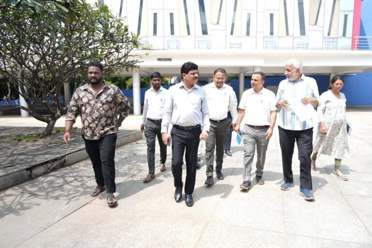 ಫ್ರೀಡಂ ಪಾರ್ಕ್‌ ಅನ್ನು ಮಾದರಿ ಉದ್ಯಾನವಾಗಿ ಅಭಿವೃದ್ಧಿಪಡಿಸಲು ಅಧಿಕಾರಿಗಳಿಗೆ ಆಯುಕ್ತ ಜಗದೀಶ್ ಜಿ. ಸೂಚನೆ