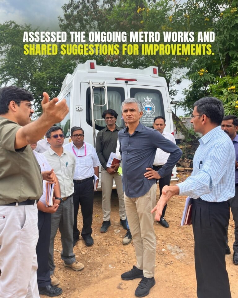 ಮೆಟ್ರೋ ಕಾಮಗಾರಿ ಪರಿಶೀಲನೆಯಲ್ಲಿ ಕೃಷ್ಣ ಬೈರೇಗೌಡ ಮತ್ತು ಅಧಿಕಾರಿಗಳು