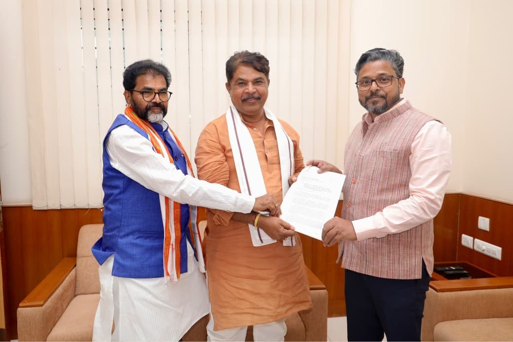 ಕರ್ನಾಟಕದಲ್ಲಿ ಎಕರೆಗೆ ₹25,000 ಬರ ಪರಿಹಾರಕ್ಕೆ ಬಿಜೆಪಿ ಒತ್ತಾಯ; ಕೇಂದ್ರದ ತಂಡಕ್ಕೆ ಮನವಿ