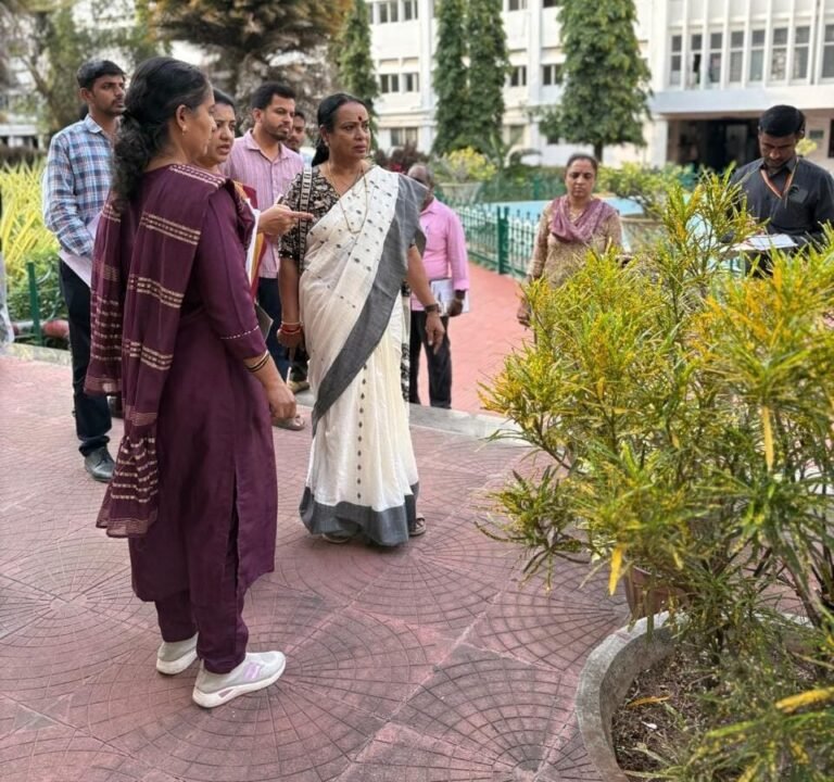 ಮಹಿಳಾ ಶಾಸಕರಿಗೆ ಪ್ರತ್ಯೇಕ ಹೆಲ್ತ್ ಕ್ಲಬ್: ಶಾಸಕರ ಭವನದಲ್ಲಿ ಉಮಾಶ್ರೀ ಸಲಹೆ