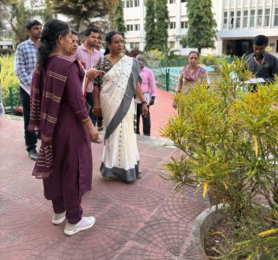 ಮಹಿಳಾ ಶಾಸಕರಿಗೆ ಪ್ರತ್ಯೇಕ ಹೆಲ್ತ್ ಕ್ಲಬ್: ಶಾಸಕರ ಭವನದಲ್ಲಿ ಉಮಾಶ್ರೀ ಸಲಹೆ