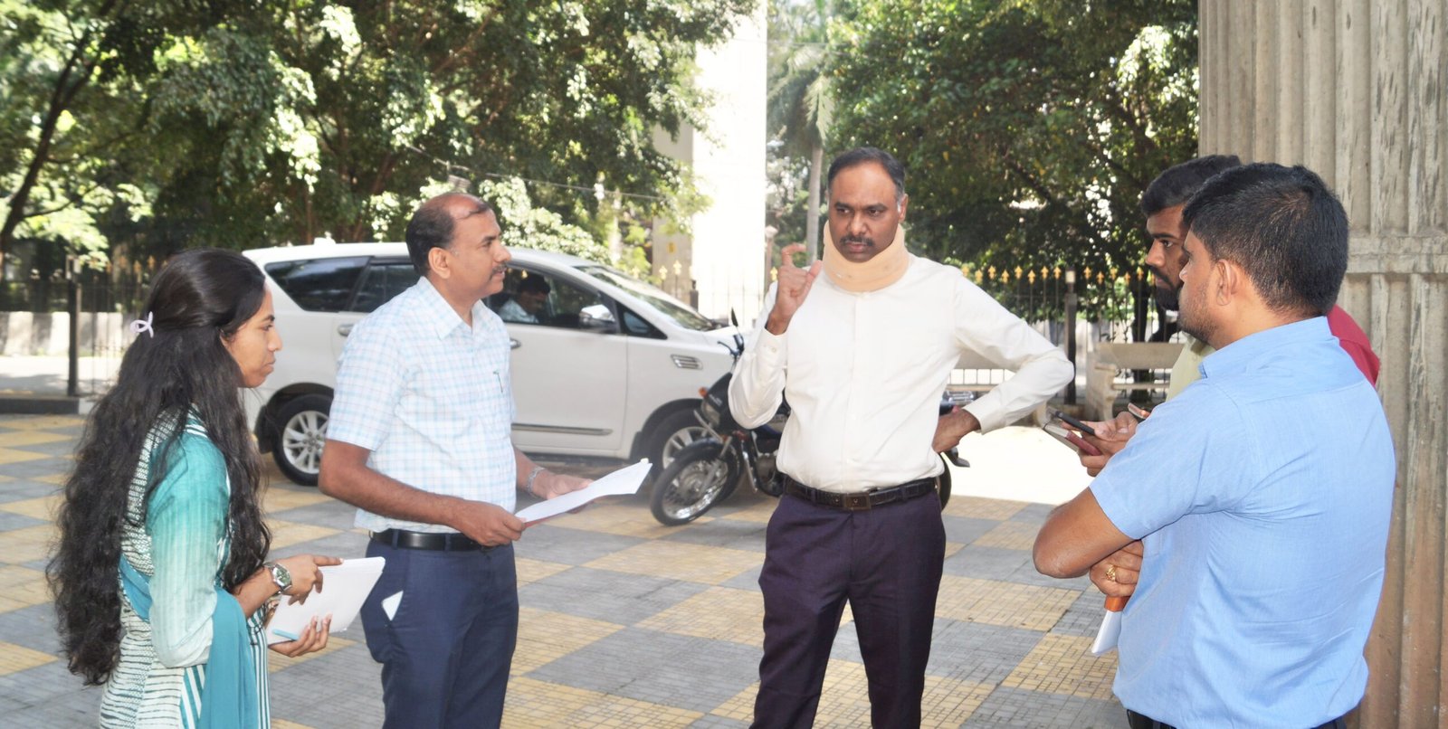 ಬೆಂಗಳೂರು ದಕ್ಷಿಣ ಬೀದಿದೀಪ ನಿಯಂತ್ರಣ ಕೇಂದ್ರದ ಪರಿಶೀಲನೆಯಲ್ಲಿ ಅಧಿಕಾರಿಗಳು