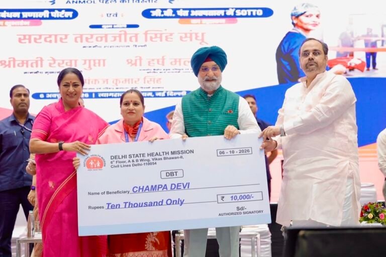 ದೆಹಲಿಯ 6,690 ಆಶಾ ಕಾರ್ಯಕರ್ತೆಯರ ಮಾಸಿಕ ಪ್ರೋತ್ಸಾಹಧನ ₹6,000ಕ್ಕೆ ಏರಿಕೆ
