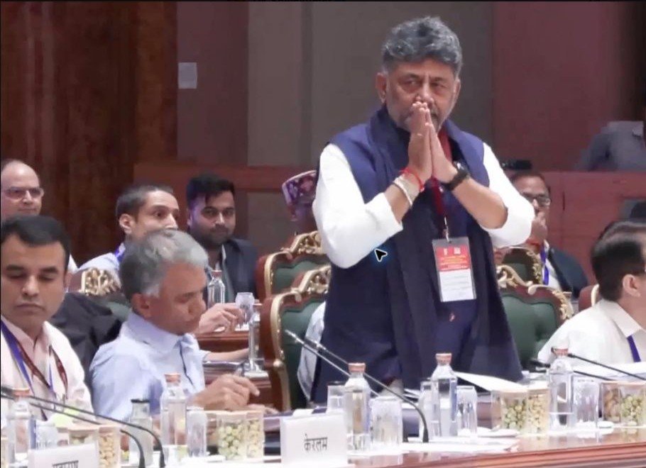 ಜಿಎಸ್‌ಟಿ ಬಾಕಿ ವಸೂಲಿ ಮಾಡಿ, ವ್ಯಾಪಾರಸ್ಥರನ್ನು ಅನಗತ್ಯವಾಗಿ ಬಂಧಿಸಬೇಡಿ: ಡಿ.ಕೆ. ಶಿವಕುಮಾರ್