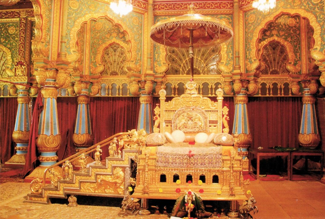 ಮೈಸೂರು ದಸರಾ — ಲೇಖನದೊಂದಿಗೆ ಒದಗಿಸಿದ ಚಿತ್ರ
